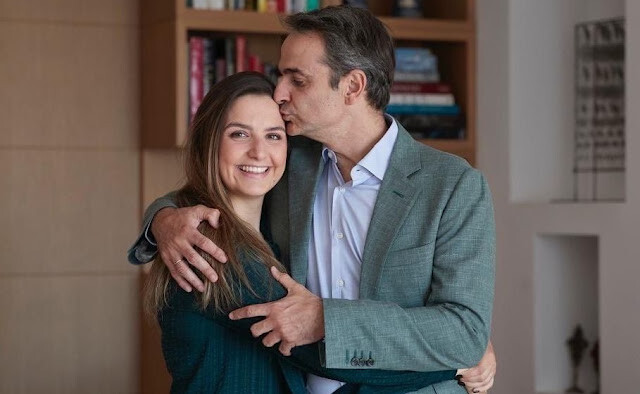 Σοφία Μητσοτάκη: Που εργάζεται και τι κάνει στην ζωή της η κόρη του πρωθυπουργού