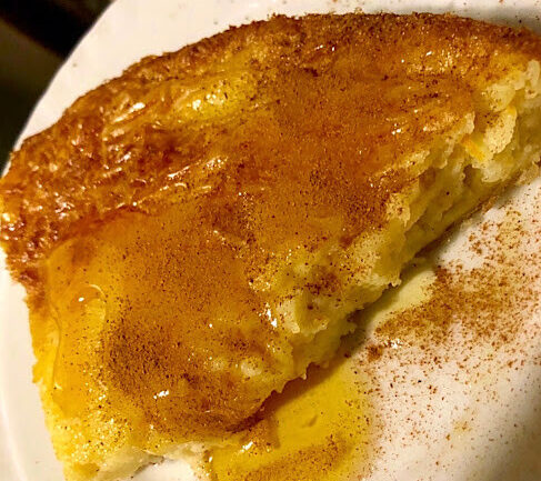 Όταν έφτιαξα αυτή τη γαλατόπιτα δεν έμεινε ούτε κομμάτι – Τραγανό φύλλο και κρέμα που τρέμει!