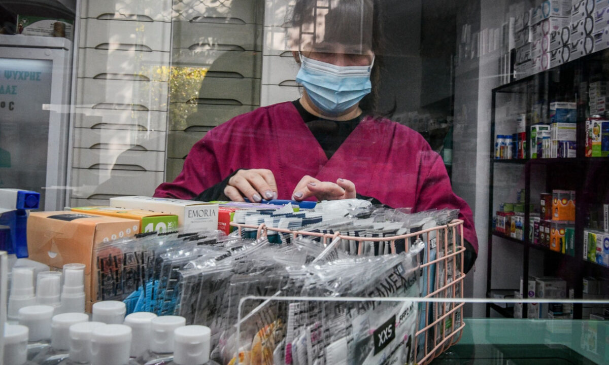 Γρίπη στην Ελλάδα: Το νέο στέλεχος που «θερίζει» παιδιά και ενηλίκους