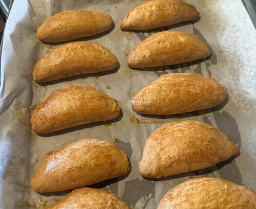 Το κόλπο με τα τυροπιτάκια που μου έμαθε η γιαγιά μου – Όλοι ζητάνε την συνταγή!