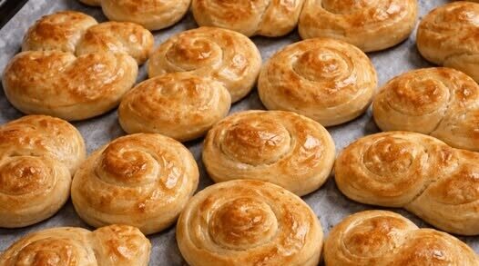 Τα πιο αφράτα πασχαλινά κουλουράκια με άρωμα μαστίχας 🤤