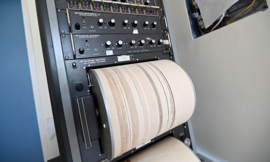 ΕΚΤΑΚΤΟ: ΜΕΓΑΛΟΣ ΣΕΙΣΜΟΣ ΤΩΡΑ ΣΤΗ ΧΩΡΑ ΜΑΣ – ΠΡΩΤΕΣ ΠΛΗΡΟΦΟΡΙΕΣ