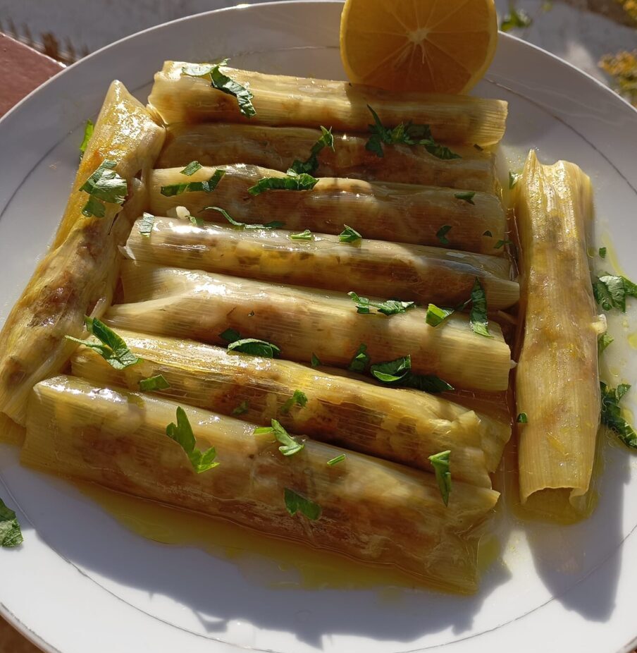 Ντολμάδες από πράσο με κιμά – Το φαγητό που γίνεται γλύκισμα