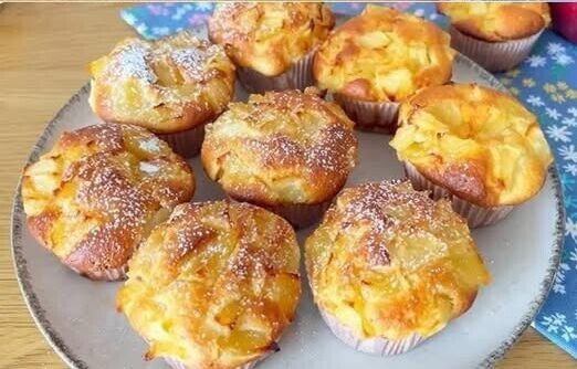 Μηλόπιτα γιαουρτιού σε 5 λεπτά – αφράτη και μοσχομυριστή