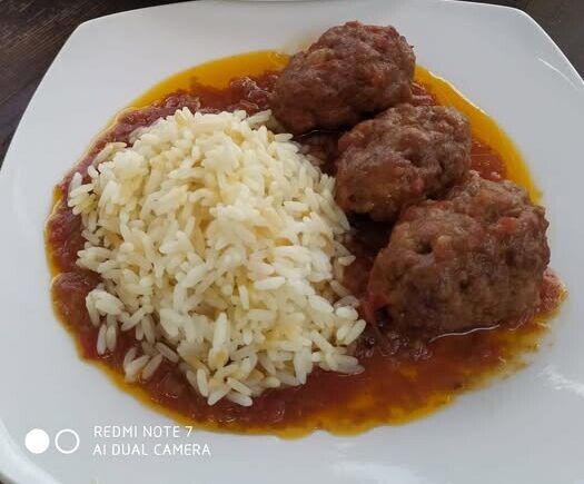 Σμυρνέικα σουτζουκάκια – τα πιο νόστιμα που θα φτιάξετε