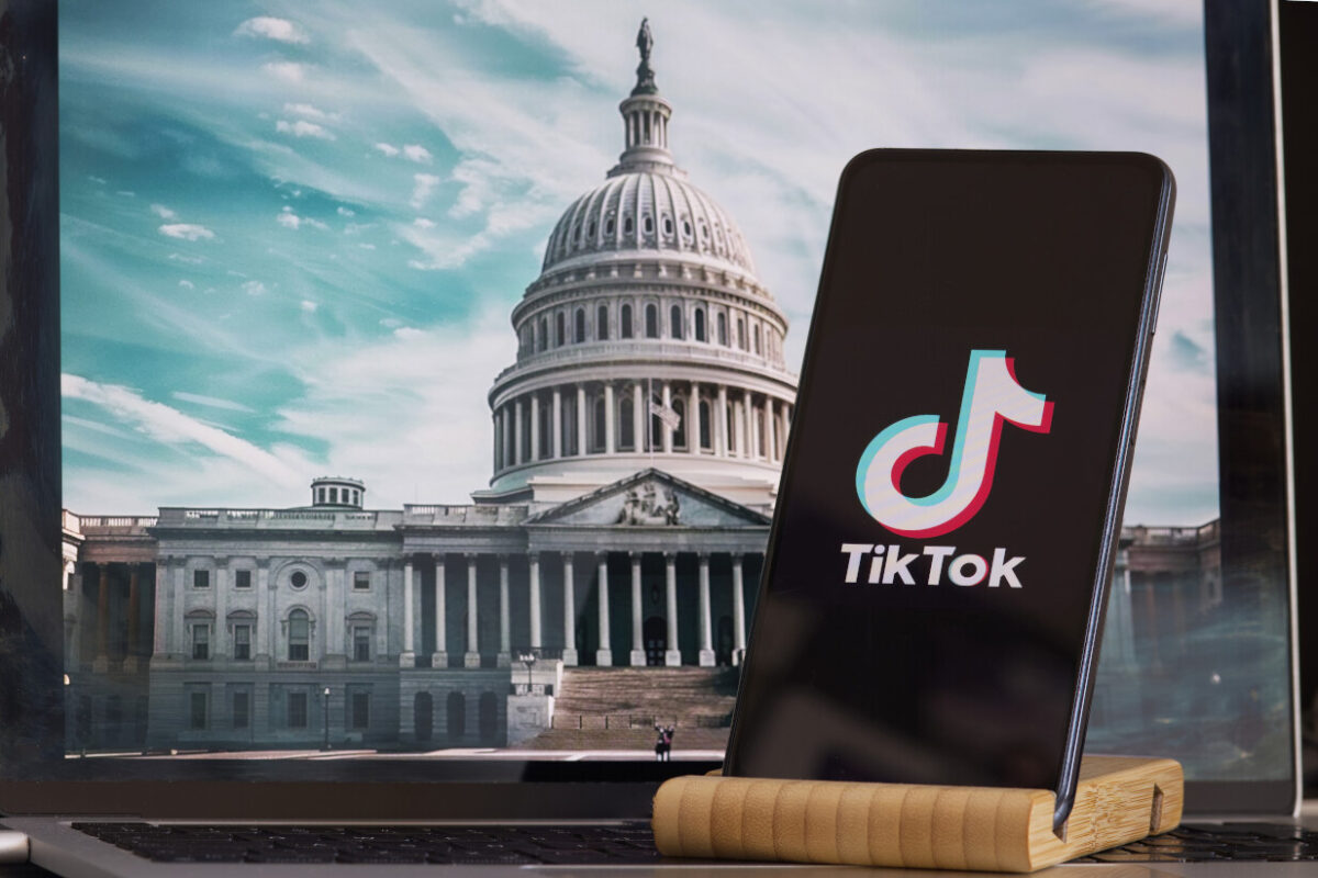Τέλος το TikTok – Ψηφίστηκε η απαγόρευσή του