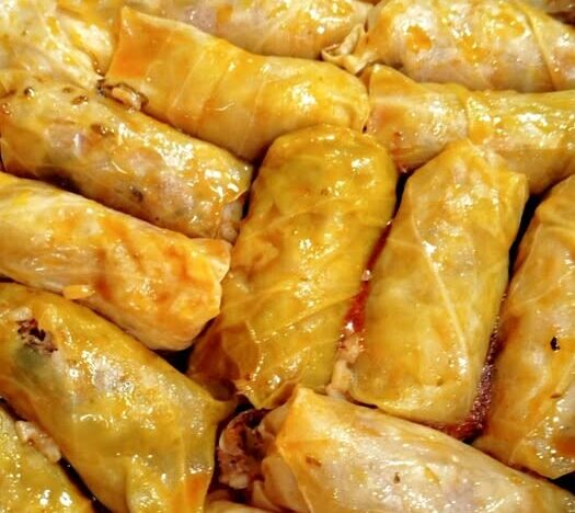 Τα λαχανοντολμαδάκια με κιμά που μοσχοβολούν όλο το σπίτι – η συνταγή που ζητούν όλοι στο οικογενειακό τραπέζι