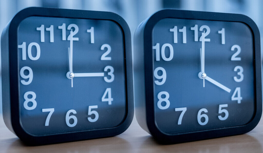 Ούτε ακύρωση, ούτε τίποτα: Αυτή είναι η αλήθεια για την αλλαγή ώρας 2026