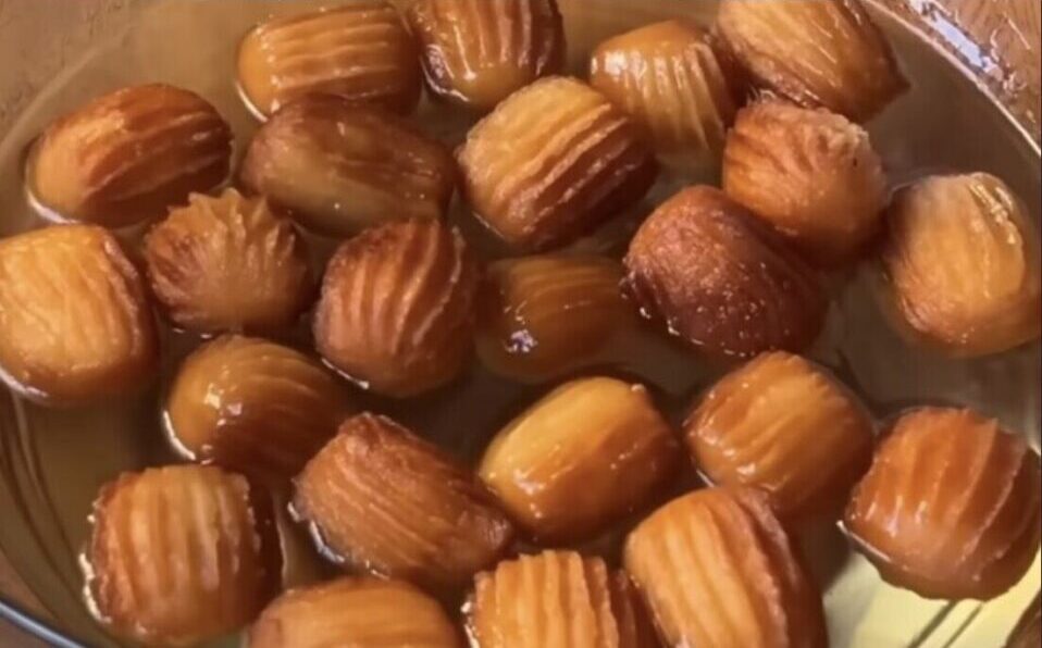 Τουλούμπες χωρίς αυγά που λιώνουν στο στόμα – δεν θα τις ξαναπάρεις απ’ έξω!