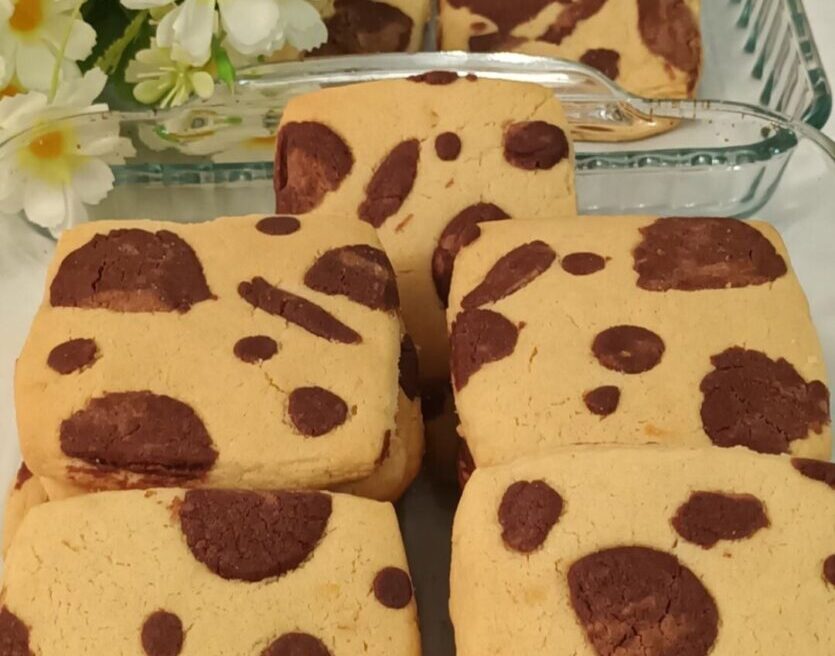 Δίχρωμα μπισκότα βουτύρου με κακάο – τραγανά και εντυπωσιακά