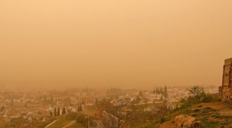 Αφρικανική σκόνη: Πόσο επικίνδυνη είναι, οι 7 επιδράσεις στην υγεία μας και πως να προφυλαχθούμε