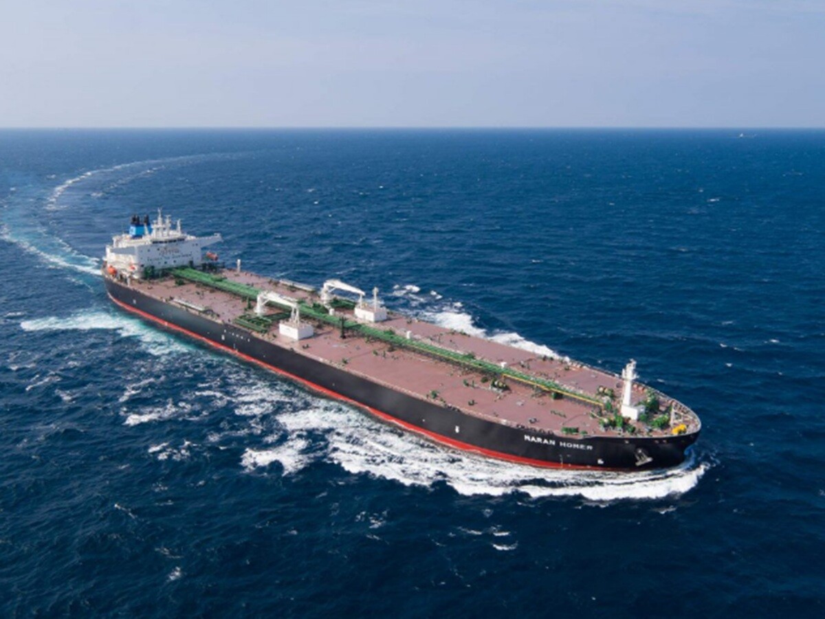 ΕΚΤΑΚΤΟ: Δεν θα πιστεύετε σε ποιον ανήκει το ελληνικό τάνκερ που χτυπήθηκε στη Μαύρη Θάλασσα