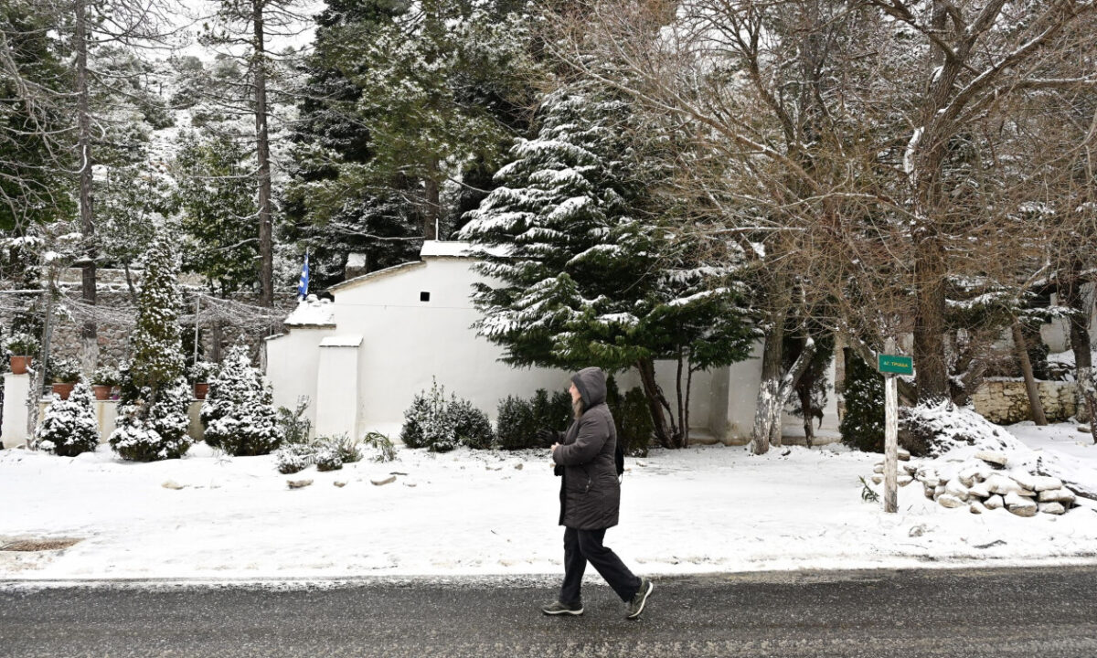 ΔΕΣ ΠΟΥ ΑΡΧΊΖΕΙ ΝΑ ΤΟ ΣΤΡΏΝΕΙ