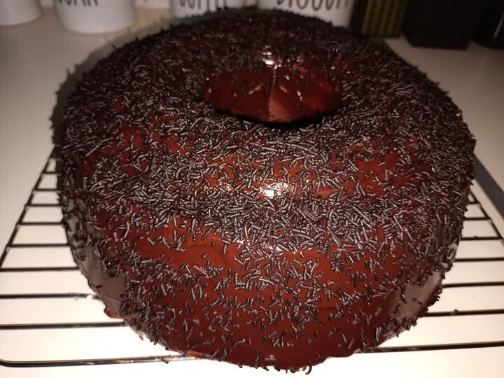 Το πιο αφράτο κέικ μωσαϊκό με μπισκότα και σοκολάτα – Δεν θα μείνει ούτε κομμάτι