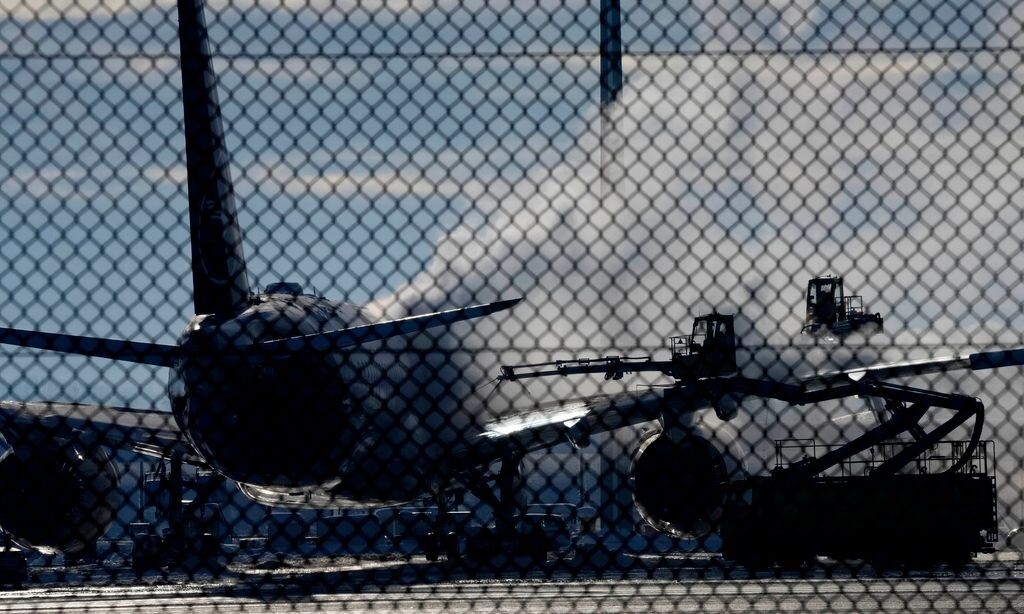 Συναγερμός ΤΩΡΑ: Κλείνει το αεροδρόμιο – Σκηνές χάους