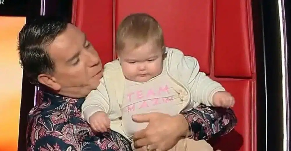 The Voice: Ο Γιώργος Μαζωνάκης πρότεινε σε διαγωνιζόμενη να βαφτίσει το παιδί της