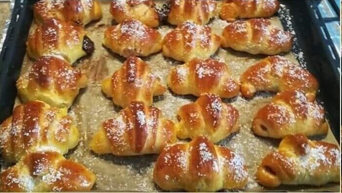 Τα πιο αφράτα κρουασάν που θα φτιάξεις ποτέ