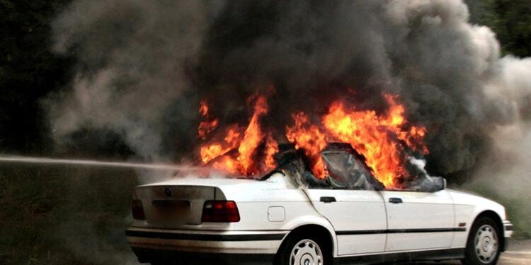 Πώς έγινε το τροχαίο δυστύχημα – Μόλις 20 ετών ο οδηγός που απανθρακώθηκε – Απεγκλωβίστηκε 16χρονη