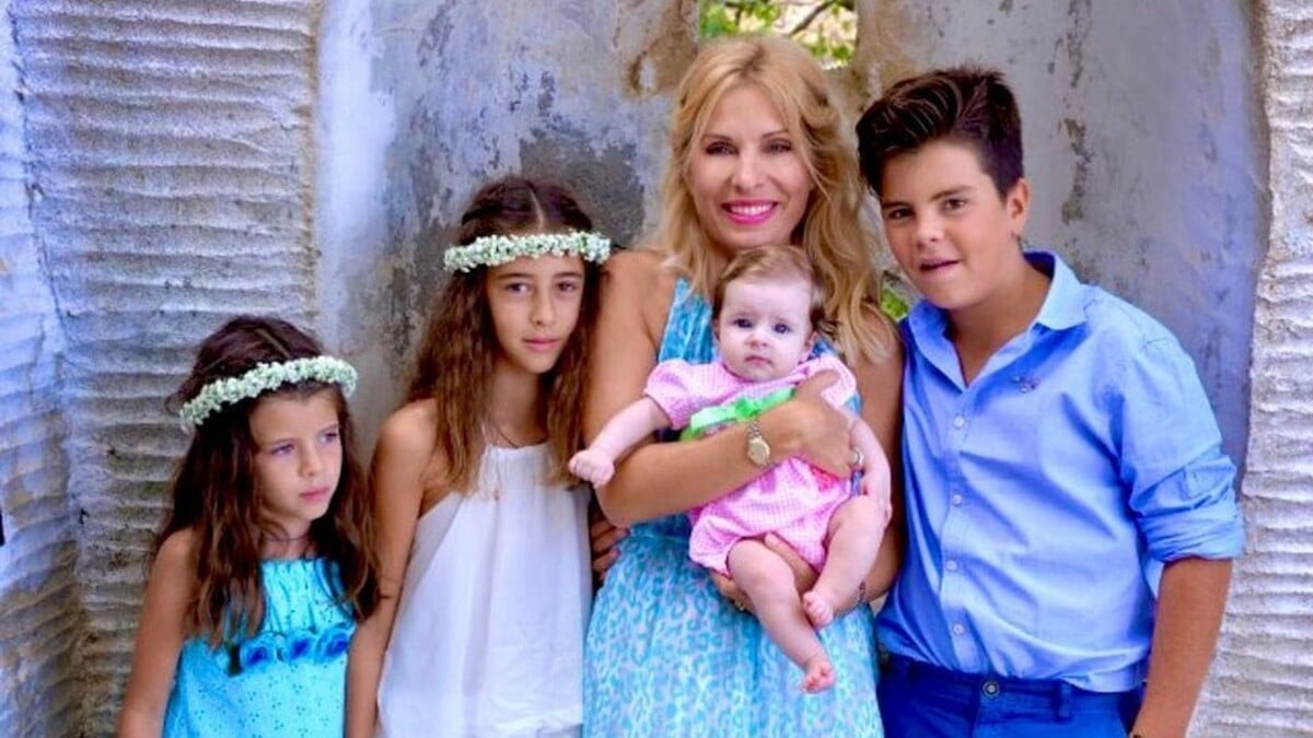 Κανένας Άγγελος Λάτσιος: Αυτό το παιδί της Ελένης Μενεγάκη παίρνει την τεράστια περιουσία της παρουσιάστριας