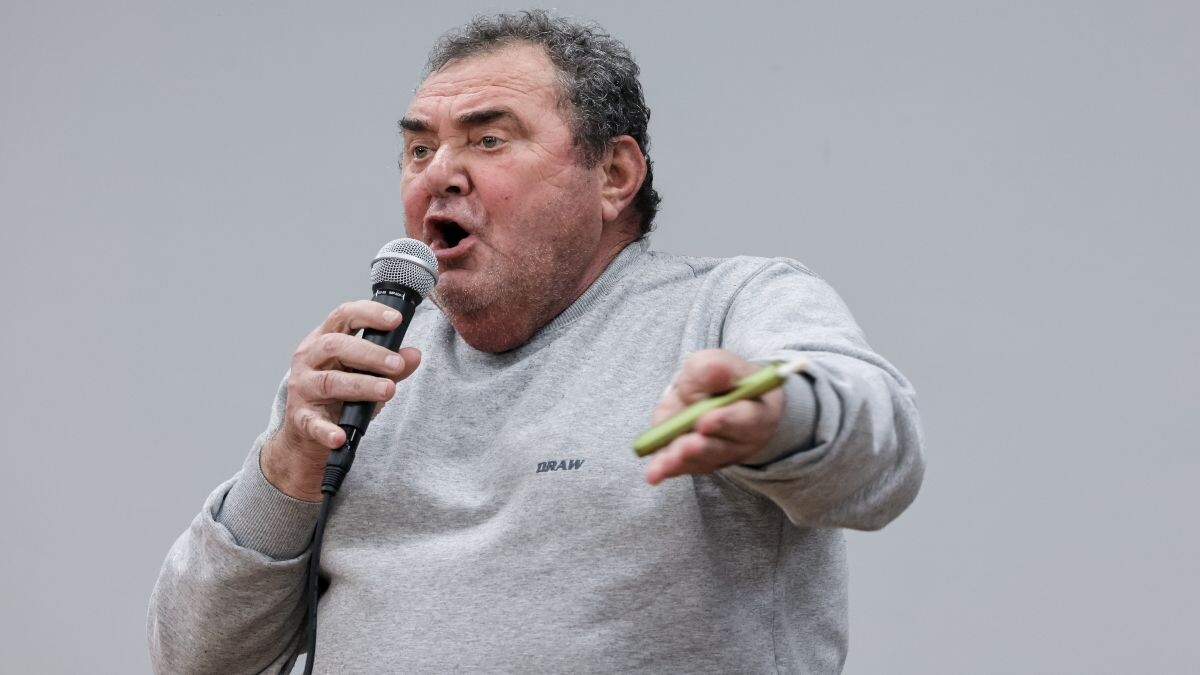 Αγροτοσυνδικαλιστής είπε μεγάλες αλήθειες για τα λιπάσματα και το πετρέλαιο και έριξε και ατάκα φωτιά για τους βουλευτές