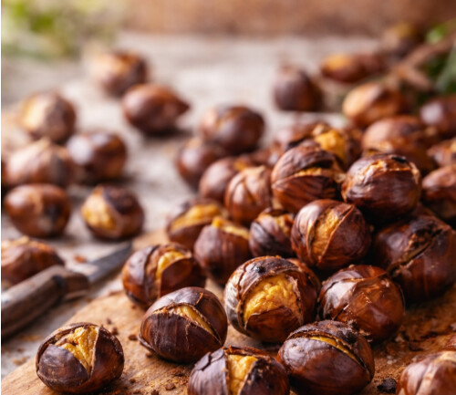 Το μυστικό που δεν σου είπαν ποτέ: Καθάρισε τα κάστανα σε δευτερόλεπτα χωρίς να χαλάσουν!