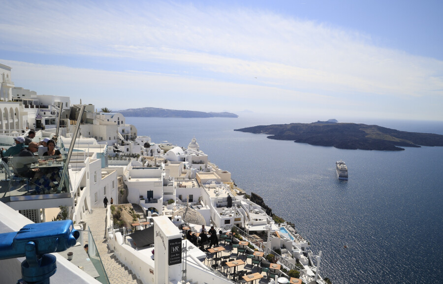 «Κόκκινη προειδοποίηση»: Έρχεται τσουνάμι στη χώρα μας;