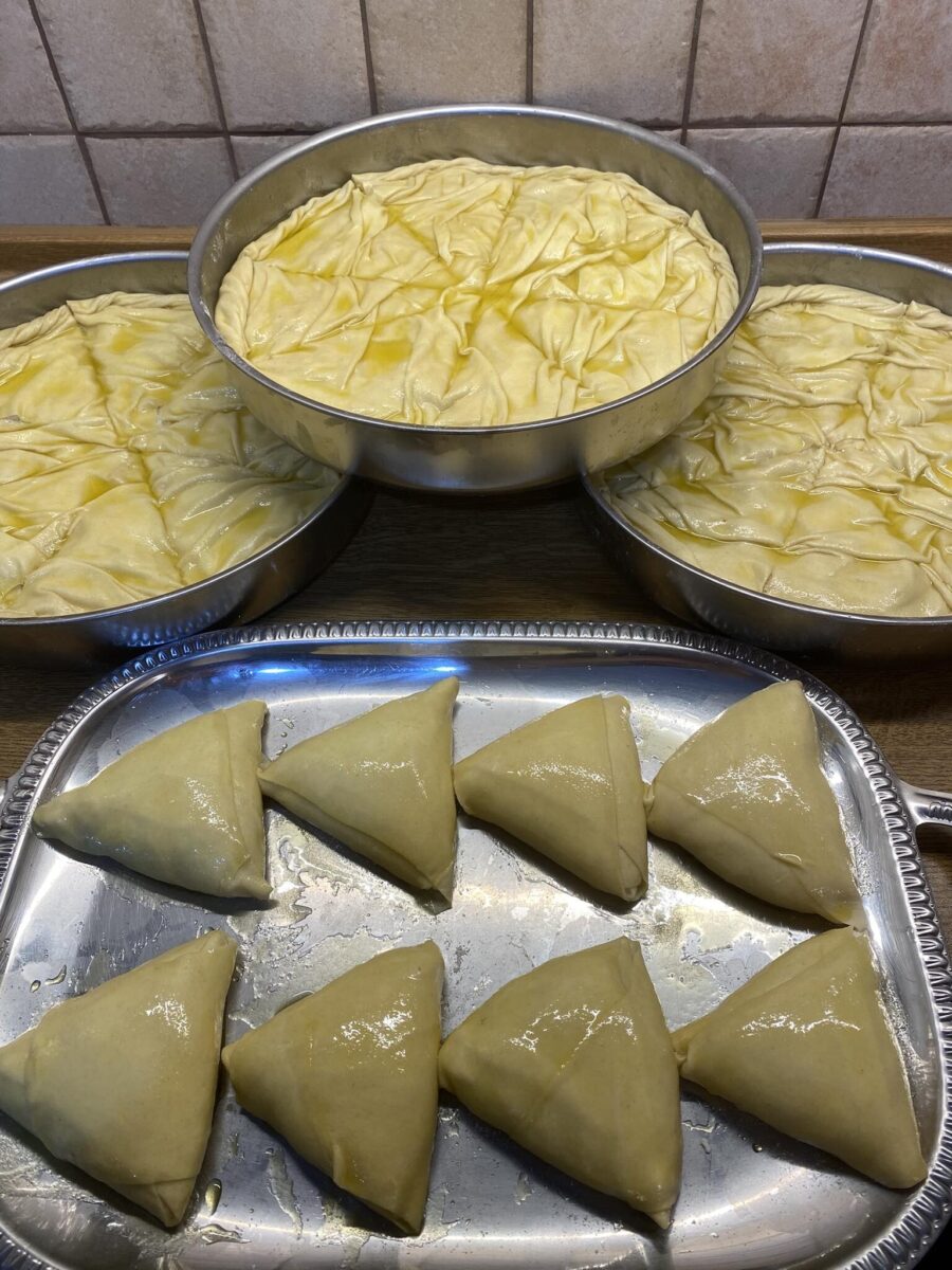 Μοσχομυρίζει άνοιξη – χορτόπιτα που λιώνει