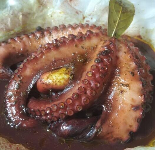 Έφτιαξα χταπόδι στον φούρνο και έγινε λουκούμι – από τότε δεν το κάνω αλλιώς