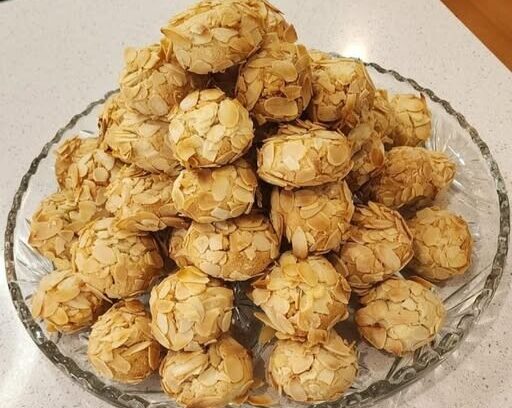 Αμυγδαλωτά εργολάβοι τραγανά απ’ έξω και μαλακά μέσα – Η εύκολη συνταγή