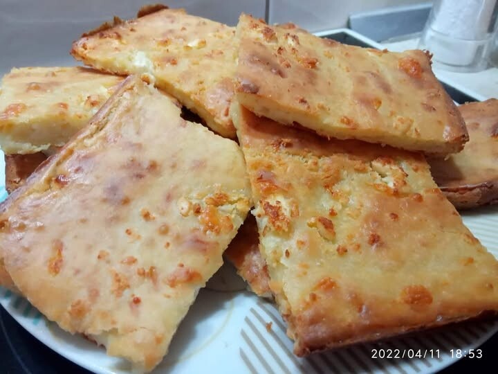 Τυρόπιτα χωρίς φύλλο – ανακατεύεις τα υλικά και έτοιμη