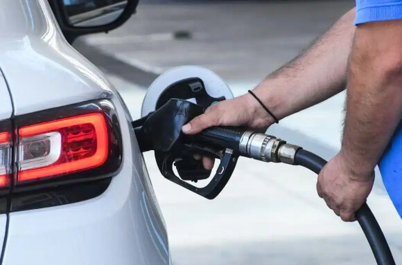 Μόλις κυκλοφόρησαν: Πολύ άσχημα νέα για τη βενζίνη μετά το Πάσχα
