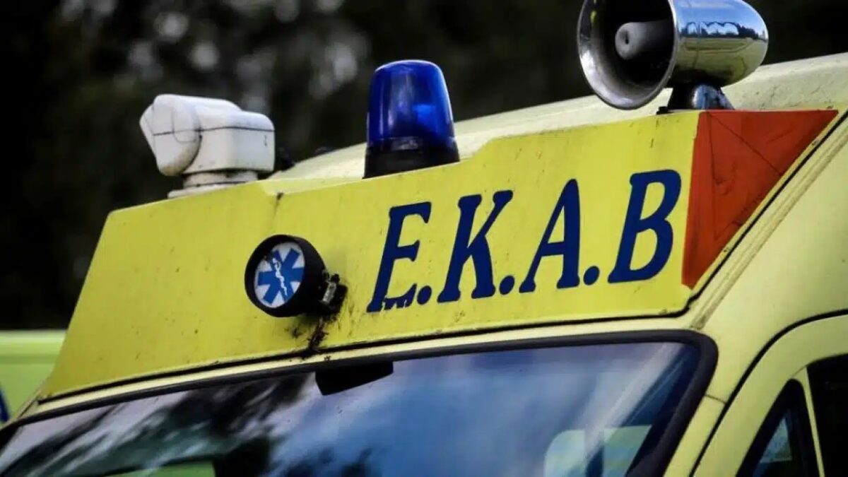 Ηλιούπολη: Δύο 17χρονες έπεσαν από τον 6ο όροφο πολυκατοικίας