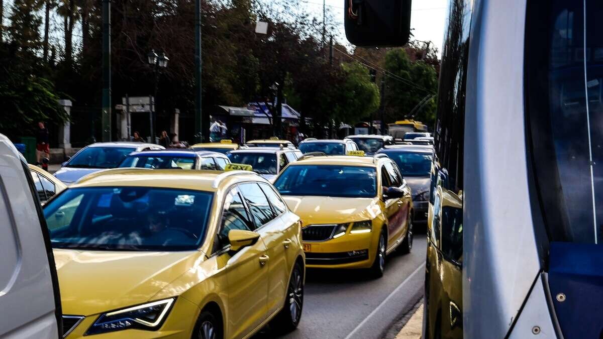 Συμβαίνει τώρα: «Κόλαση» στην Αθήνα