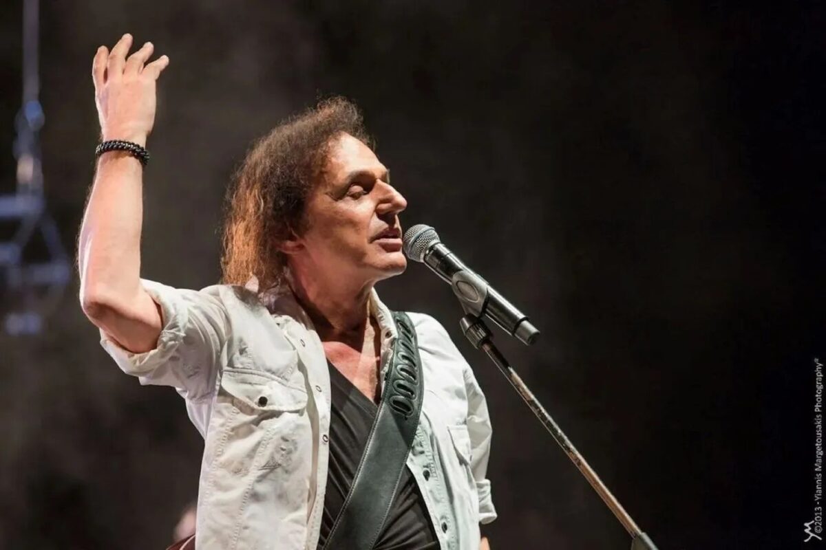 Δύσκολες ώρες για τον Βασίλη Παπακωνσταντίνου – Μόλις μαθεύτηκε