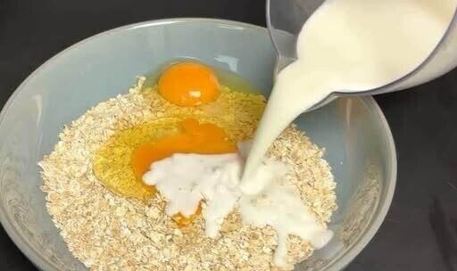 Υγιεινή τηγανίτα βρώμης χωρίς ζάχαρη και αλεύρι – Έτοιμη σε 5 λεπτά