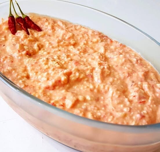 Η πιο εύκολη τυροκαυτερή σαν ταβέρνας – έτοιμη σε 5 λεπτά