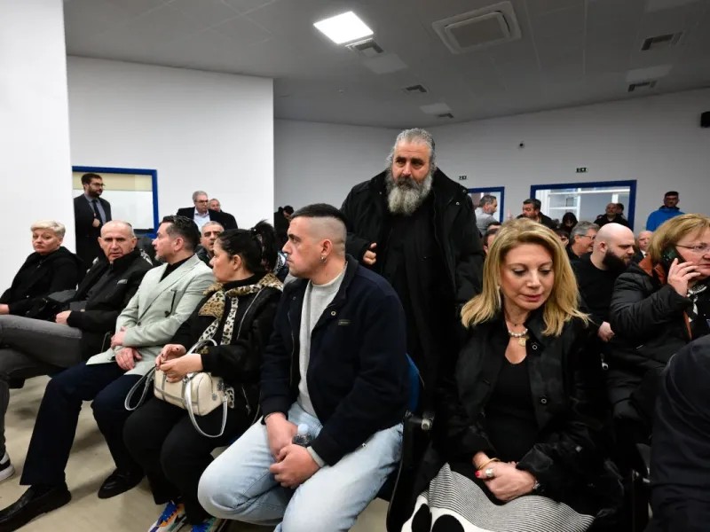 Δεν μπορείτε να πιστέψετε τον πραγματικό λόγο που αναβλήθηκε η δίκη των Τεμπών