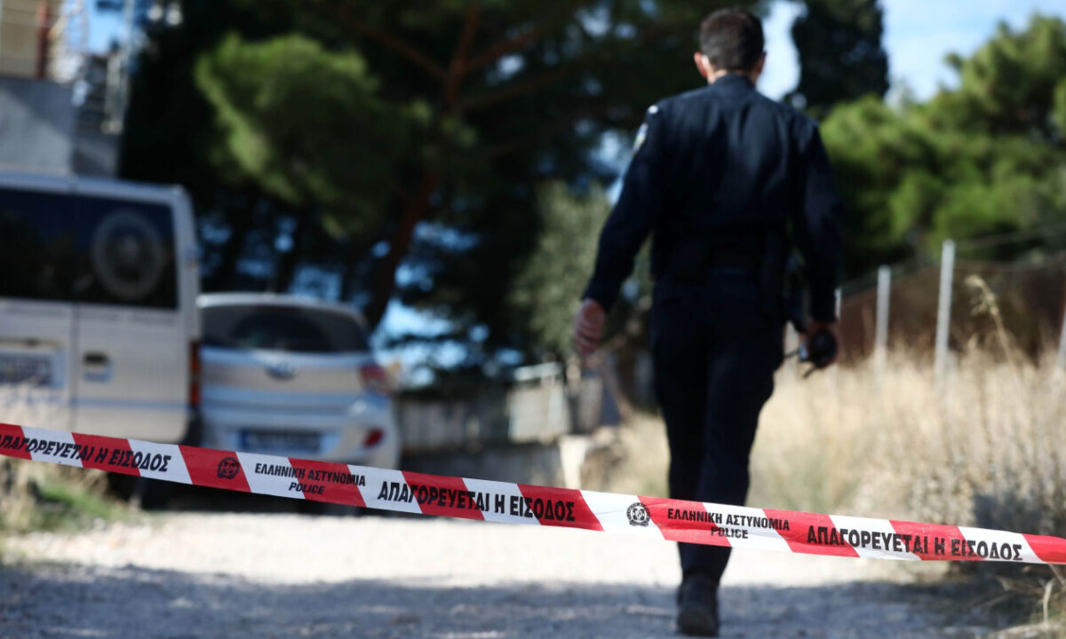 ΝΕΑ ΤΡΑΓΩΔΙΑ ΤΩΡΑ ΣΤΗ ΧΩΡΑ ΜΑΣ: ΝΕΚΡΟΙ ΜΑΝΑ ΚΑΙ ΓΙΟΣ ΜΕΣΑ ΣΕ…