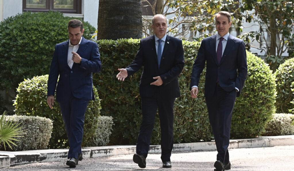 Ούτε Καρυστιανού, ούτε Τσίπρας-Ανδρουλάκης: Αυτός «κλέβει» την πρωθυπουργία από Μητσοτάκη