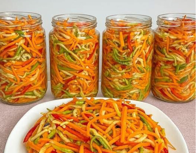 Χειμωνιάτικο Τουρσί με Κολοκυθάκια & Καρότα