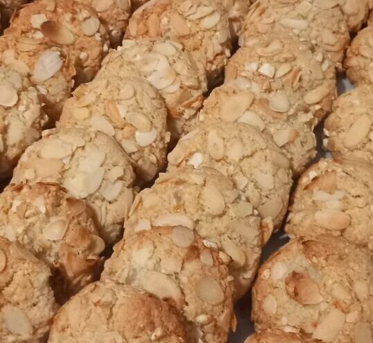 Οι πιο εύκολοι εργολάβοι αμυγδάλου: Αφράτοι, αρωματικοί και πανεύκολοι