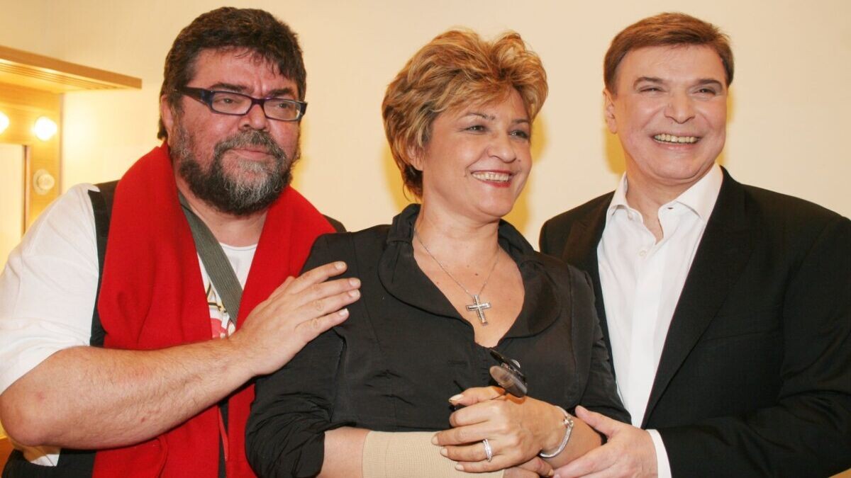 Ξεσπά ο Σταμάτης Κραουνάκης: «Ένα άθλιο υποκείμενο, ένα ζώον όρθιο, έχει βγάλει τη φωτογραφία του Γιώργου Μαρίνου»