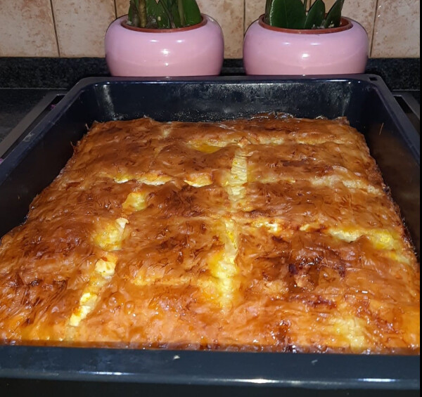 Η Πιο Αφράτη Μακαρονόπιτα που Έχετε Φτιάξει Ποτέ – Φουσκώνει σαν Γαλακτομπούρεκο!