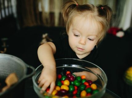 Προσοχή: Εντοπίστηκε τοξικό αρσενικό σε πασίγνωστες σοκολάτες και καραμέλες που πωλούνται και στην Ελλάδα