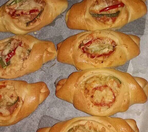 Αφράτα πενιρλί με σπιτική ζύμη – Καλύτερα κι από πιτσαρία