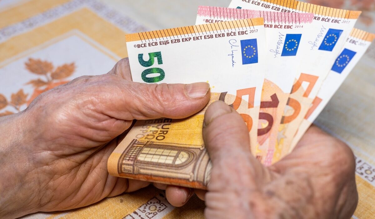 Ανατροπή με τις συντάξεις Αυγούστου: Η αλλαγή που δεν περίμεναν οι συνταξιούχοι