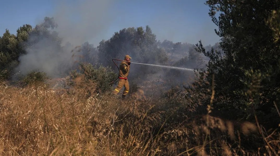 Έκτακτο: Μεγάλη φωτιά τώρα – Κλείνουν δρόμοι, επί ποδός η Πυροσβεστική