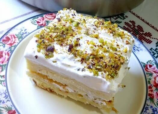 Το εκμέκ της μαμάς με τσουρέκι που μοσχομυρίζει μαστίχα – Έκανα αυτό το κόλπο και ξετρελάθηκαν όλοι!