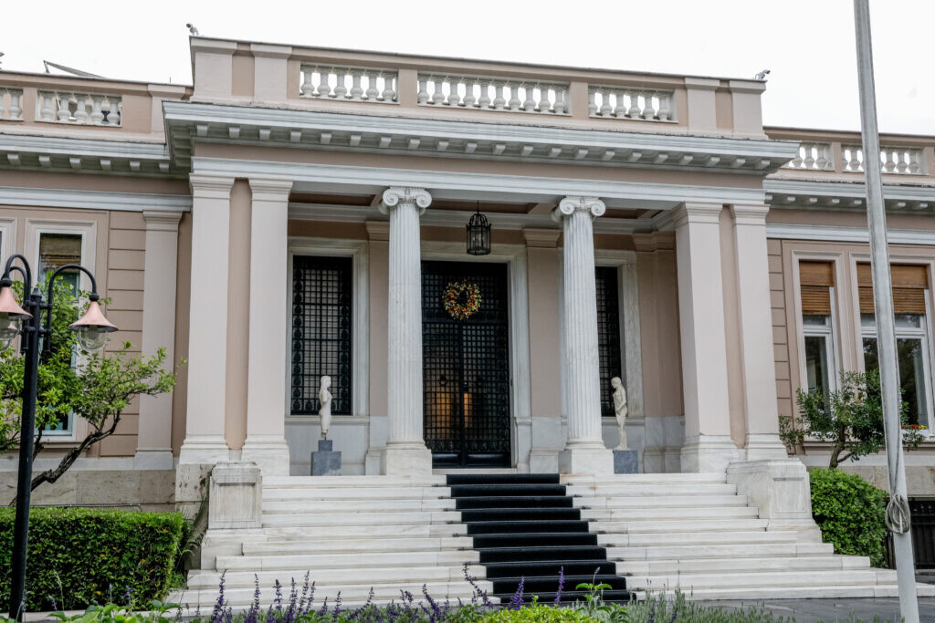 Οι 3 κίνδυνοι για την Ελλάδα: Οι επιπτώσεις του πολέμου στο Ιράν που μόλις ξεκίνησε