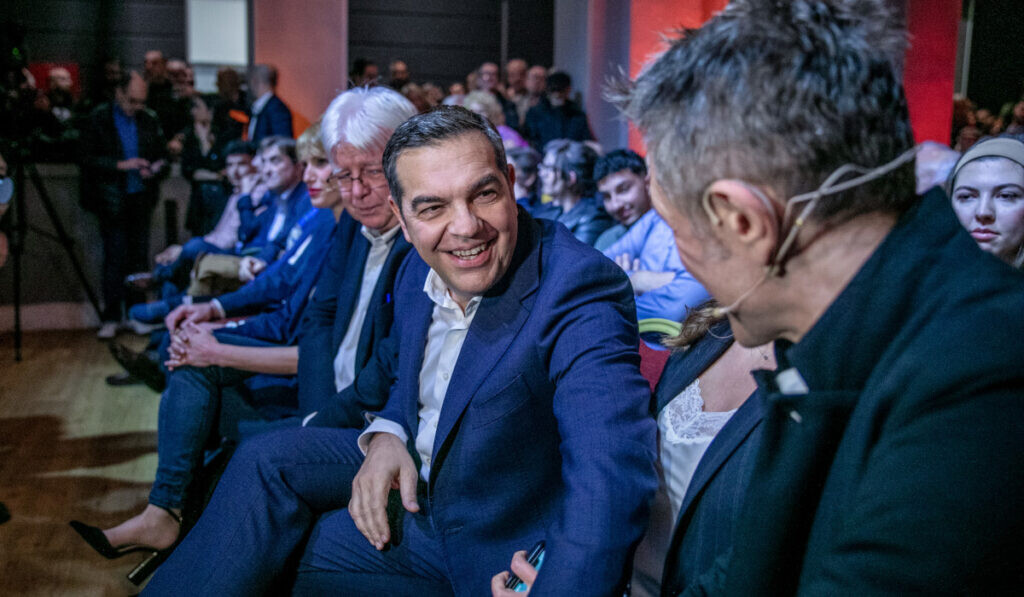 Μετά την πρόταση-βόμβα του Δούκα: Αυτός θα είναι ο αρχηγός εάν συνεργαστούν κόμμα Τσίπρα και ΠΑΣΟΚ